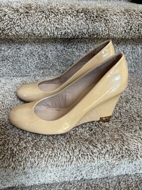 Tory Burch Patent Leather Nude Wedge Pumps - Women's